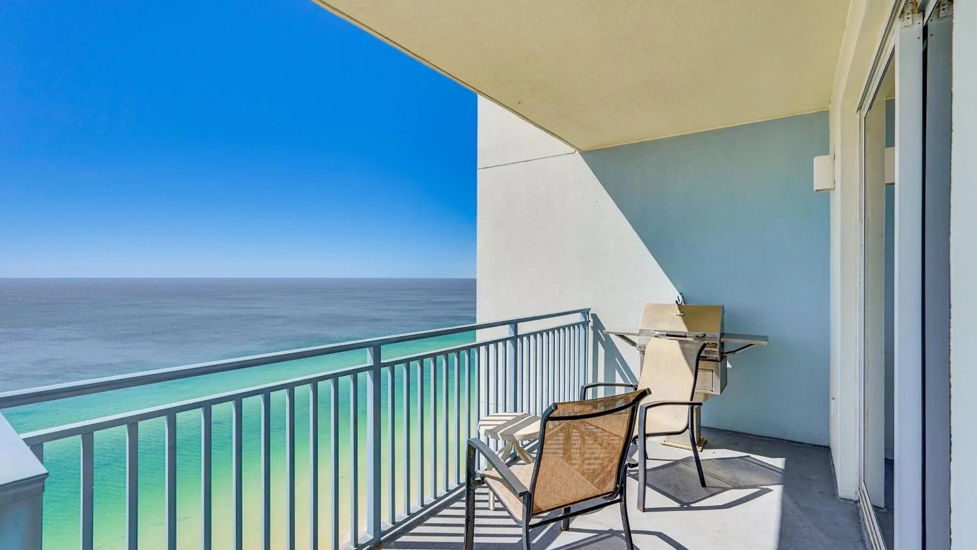 Beachfront Panama City Condo Walk To Pier Park! Panama City Beach 0*,  USA
