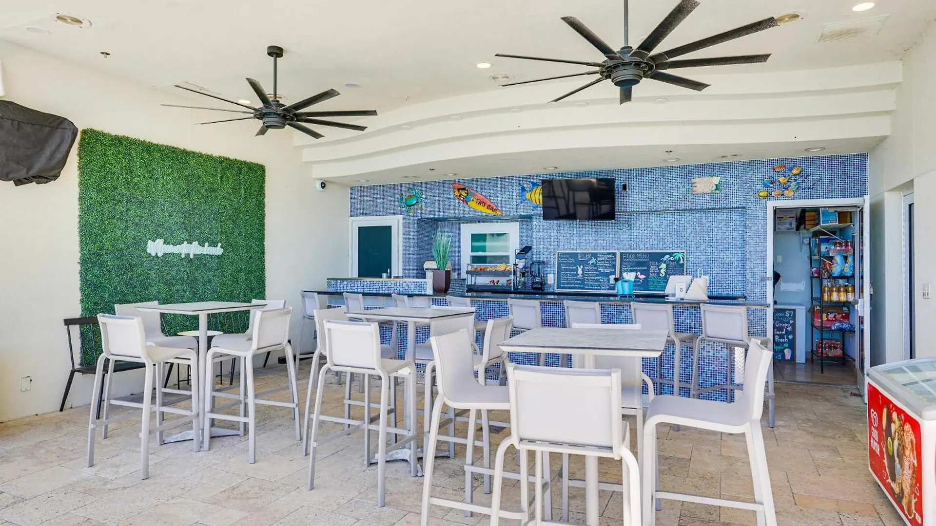 Beachfront Panama City Condo Walk To Pier Park! Panama City Beach Apartment